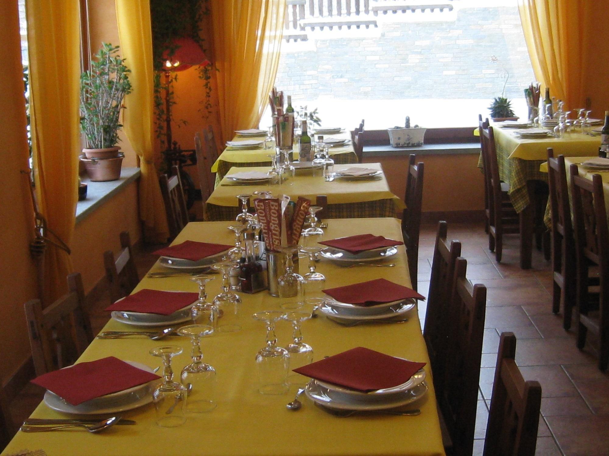 Hotel Villa Plinia Pragelato Luaran gambar