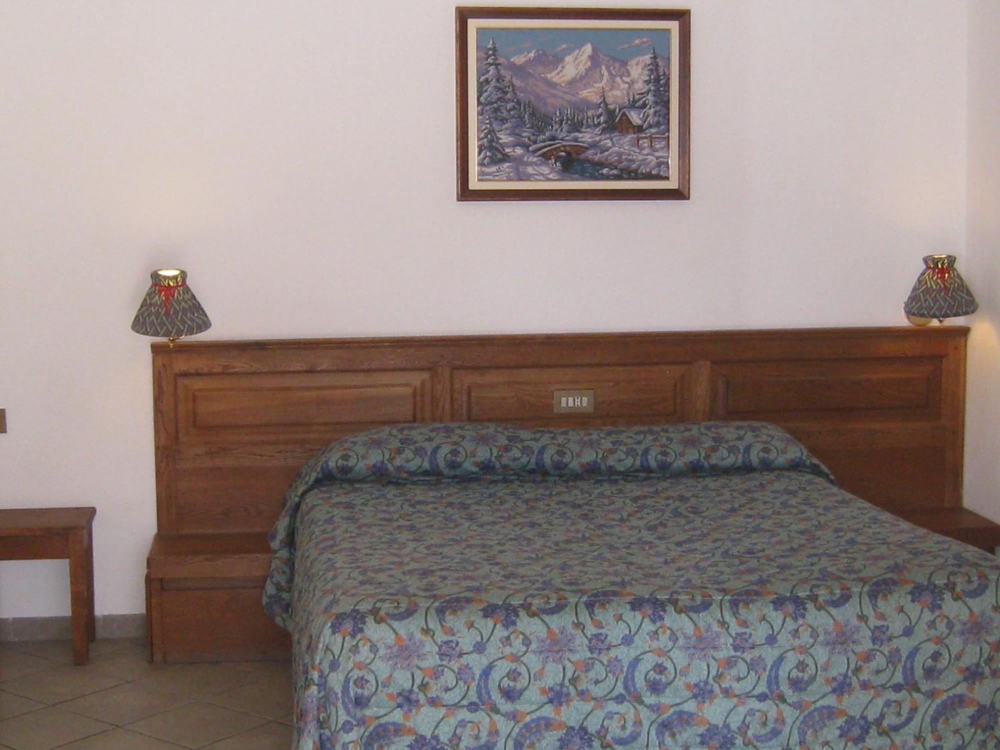 Hotel Villa Plinia Pragelato Luaran gambar