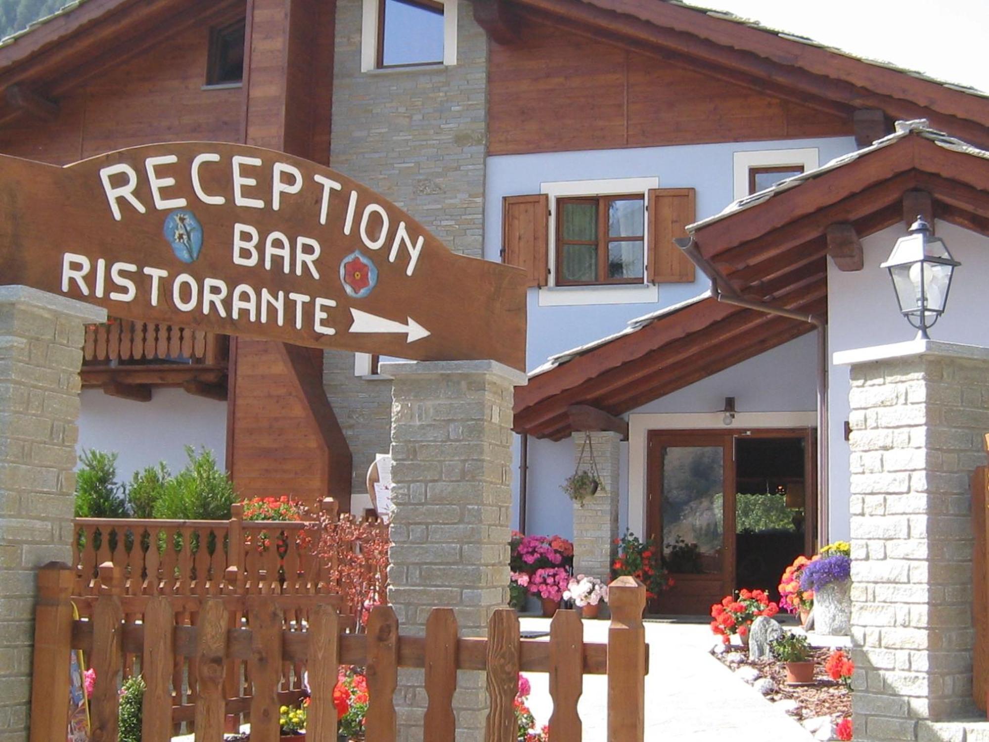 Hotel Villa Plinia Pragelato Luaran gambar