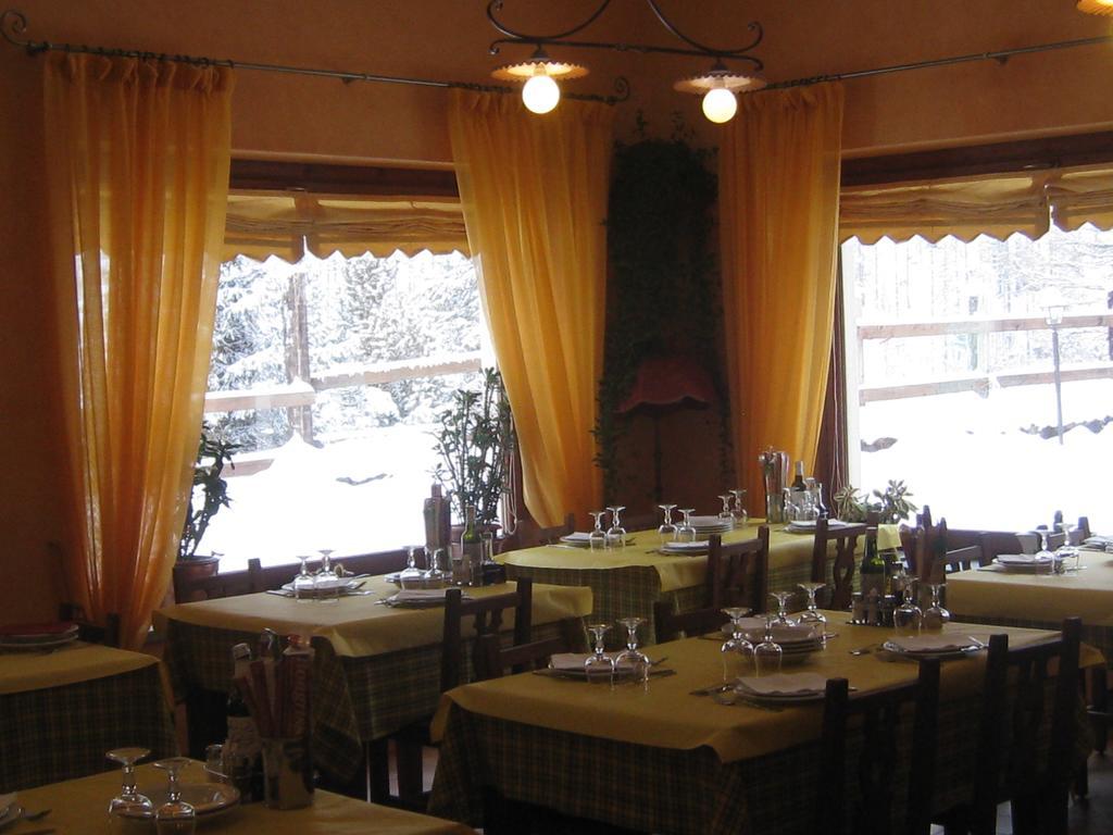 Hotel Villa Plinia Pragelato Luaran gambar